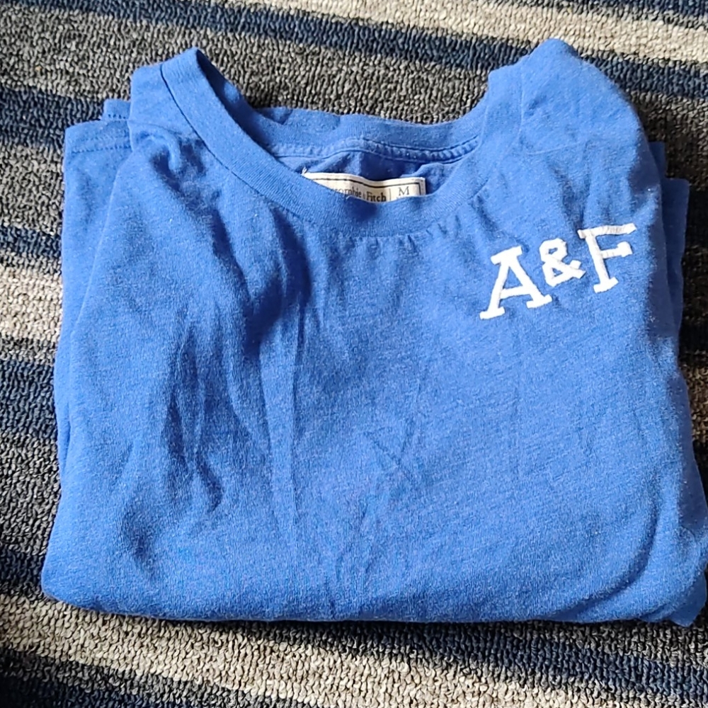 LIKE NEW Abercrombie and Fitch